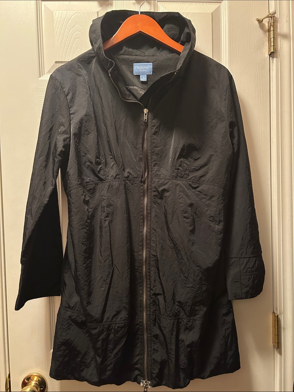 Preloved❣️ Vera Wang Black Lightweight Hooded Women's Coat Black-Small